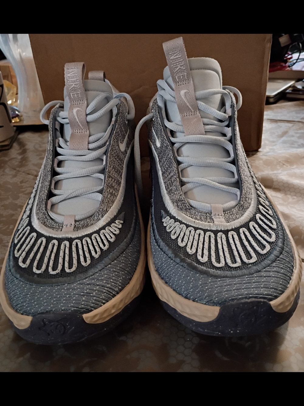 Nike Cosmic Unity 3  Grey Asher Slate Size Women 11.5 FV3526 010